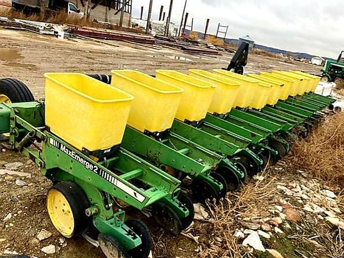 Used 12R22 John Deere 7340 Planter