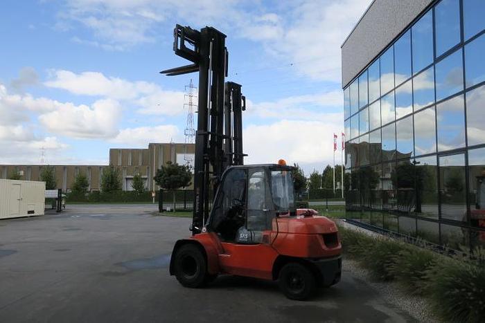 2011 Toyota 42-7FD45 - 5 ton