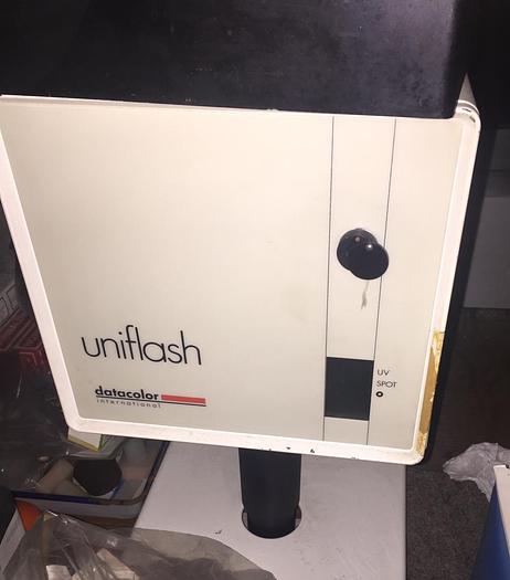 Usato APPARECCHIO DA LABORATORIO : SPETTROFOTOMETRO DATACOLOR  UNIFLASH