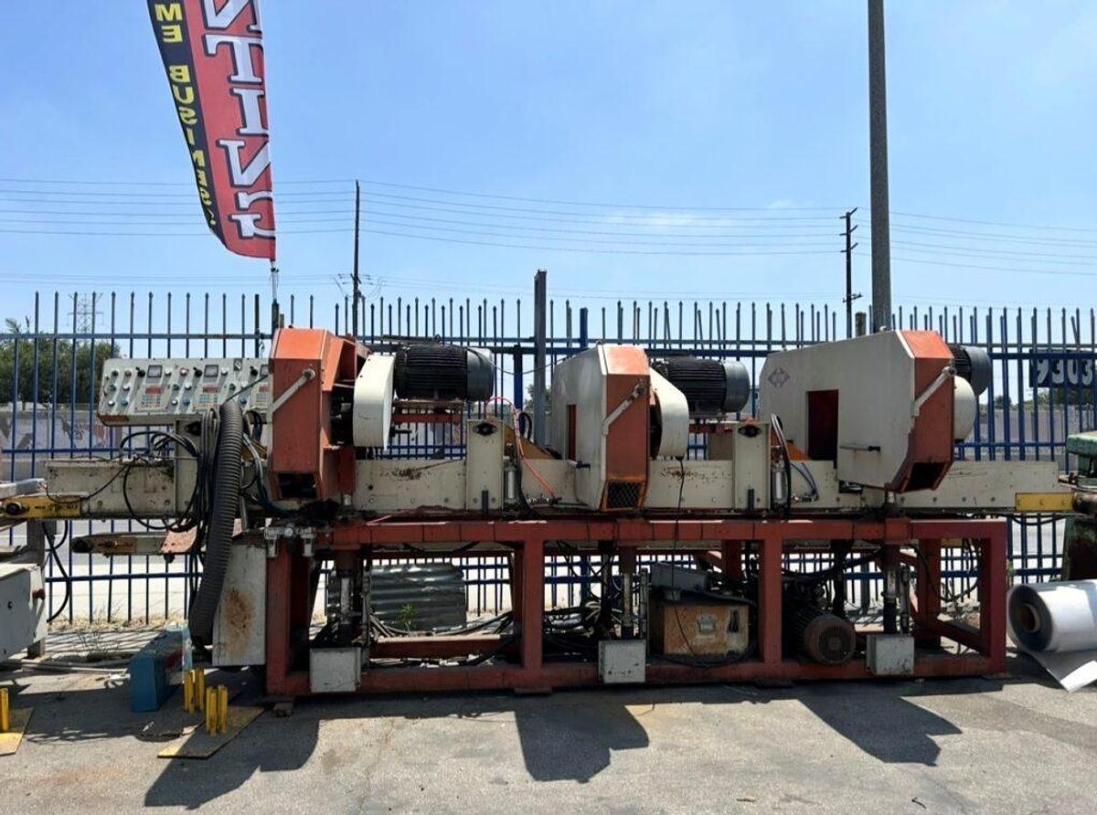 Used USED 3 HEAD RESAW