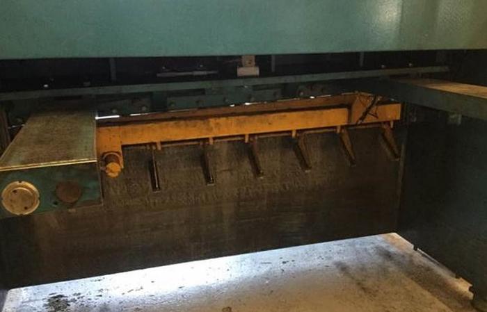 Gebraucht PLAATSCHAAR DESCOMBES 2m/6 mm dik