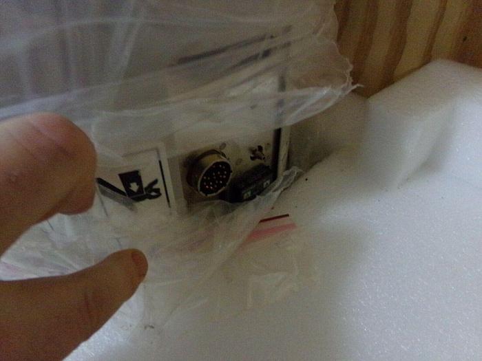 Used BROOKS AUTOMATION 017-0266-01 VACUUM WAFER TRANSFER ROBOT