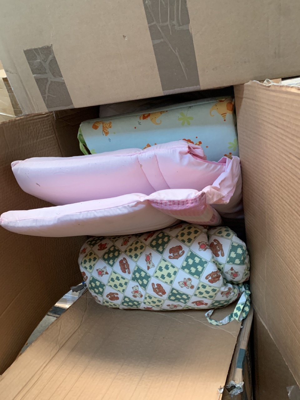 Usato Magazzino completo di una fabbrica di produzione lettini di alta qualità