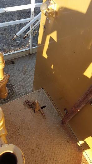 Used 2000 WELCAN 4 Axle Carrier Style Oilfield Pump / Kill Truck