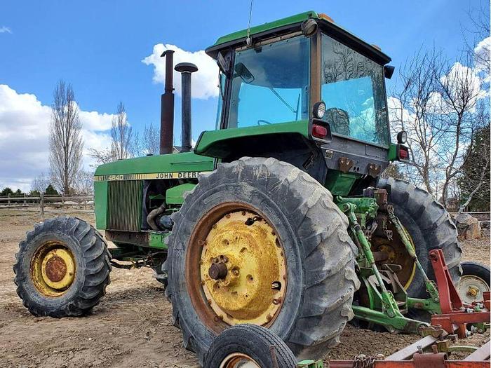 Used John Deere 4640 Tractor