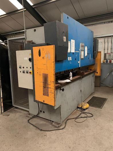 Used 2001 Omag EPB 12026 Hydraulic Downstroking Pressbrake