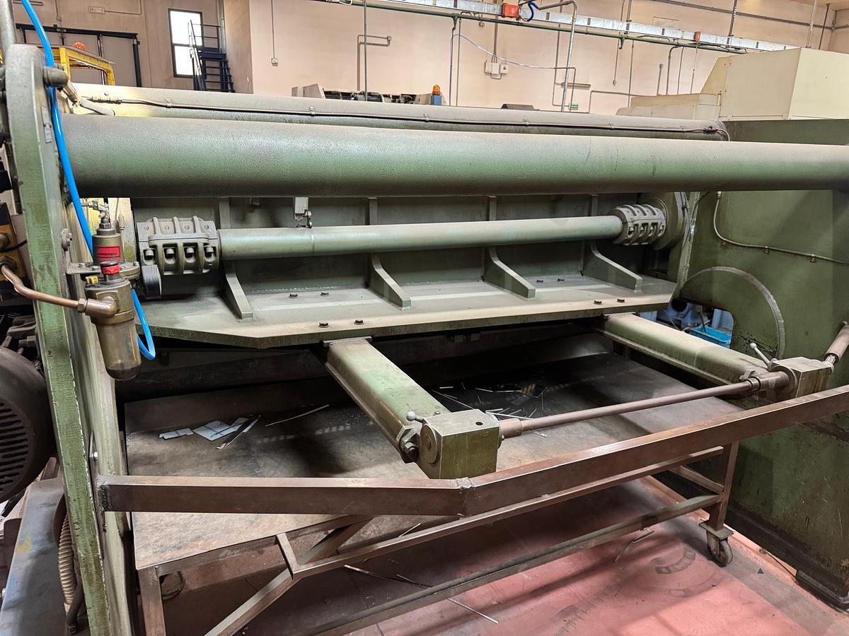 Usato 1989 COLGAR CESOIA MECCANICA COLGAR C 205