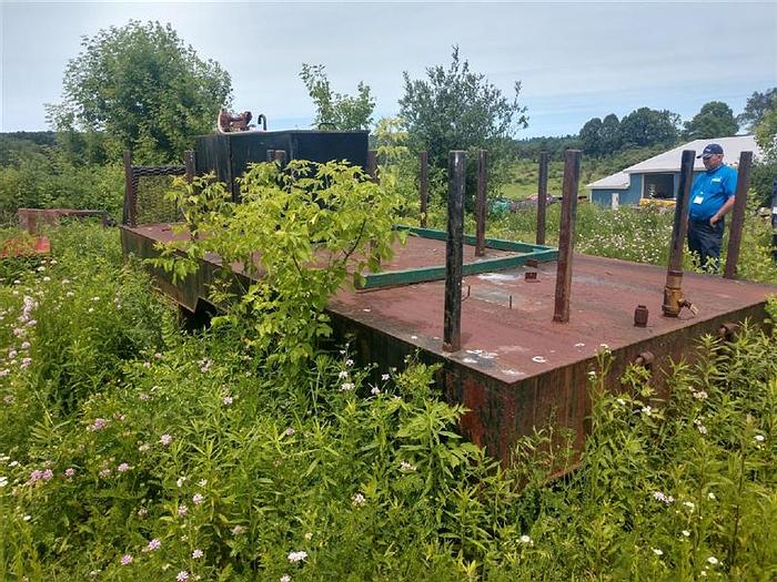 Used 1500 Gallon Water Bed