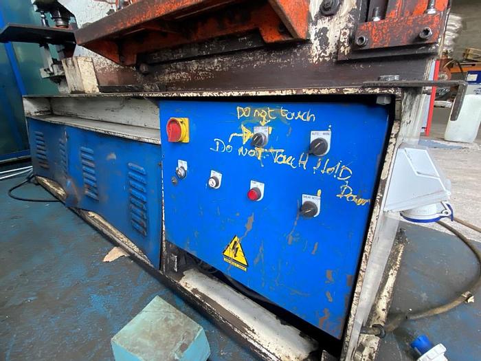 Used 2000 Sunrise IW165SD Ironworker