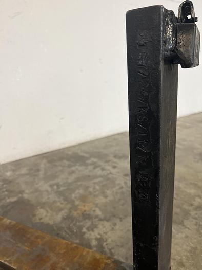 Used Kenhar  K-526 Forklift Forks 37 1/2" x 21 3/8" x 1.5"