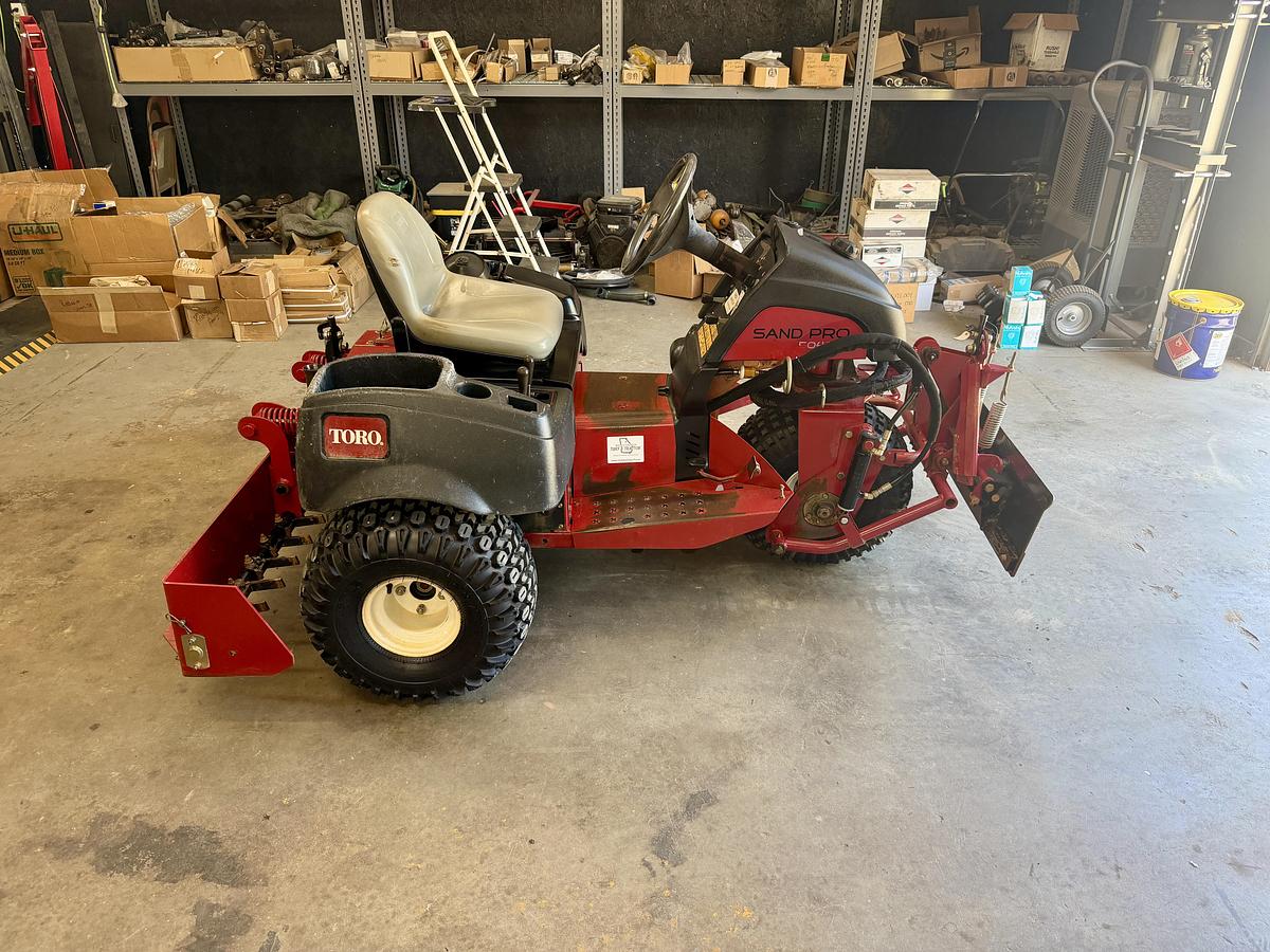 Used 2017 Toro Sandpro 5040 Bunker Rake
