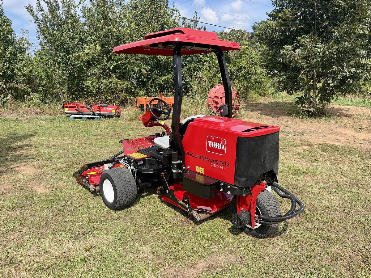 Used 2018 Toro Groundsmaster 3500-D Sidewinder