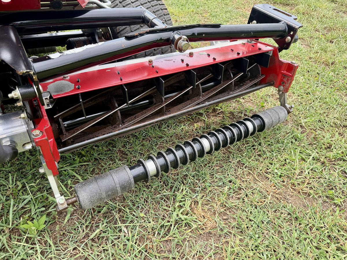 Used 2010 Toro Reelmaster 3100-D