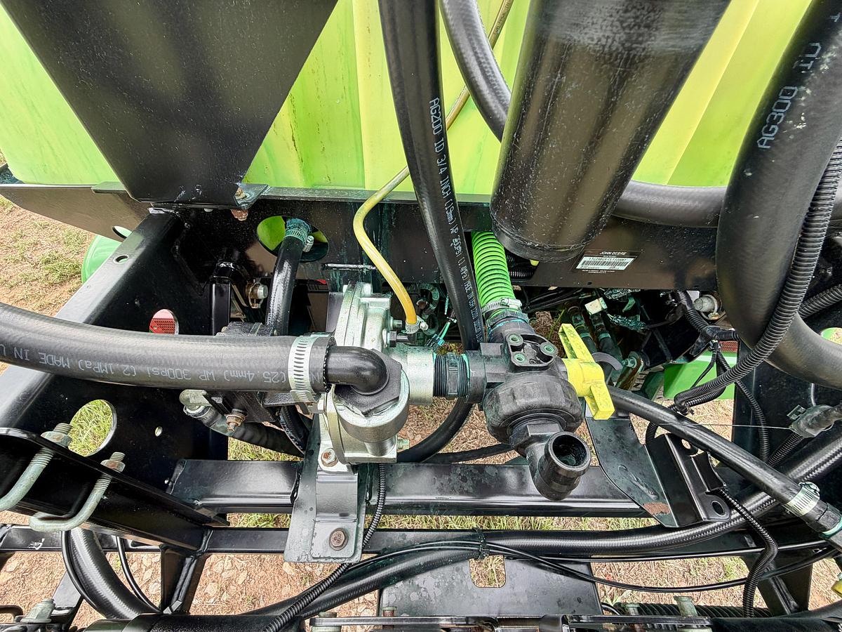 Used 2021 John Deere Progator 2020A Sprayer