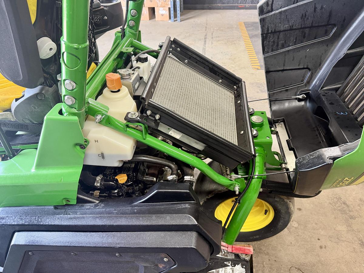Used 2020 John Deere 2750 Greens Mower