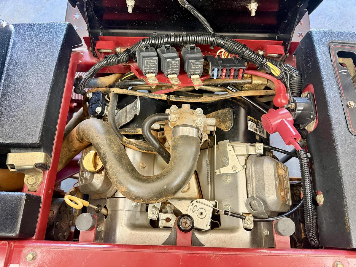 Used 2017 Toro Sandpro 5040 Bunker Rake