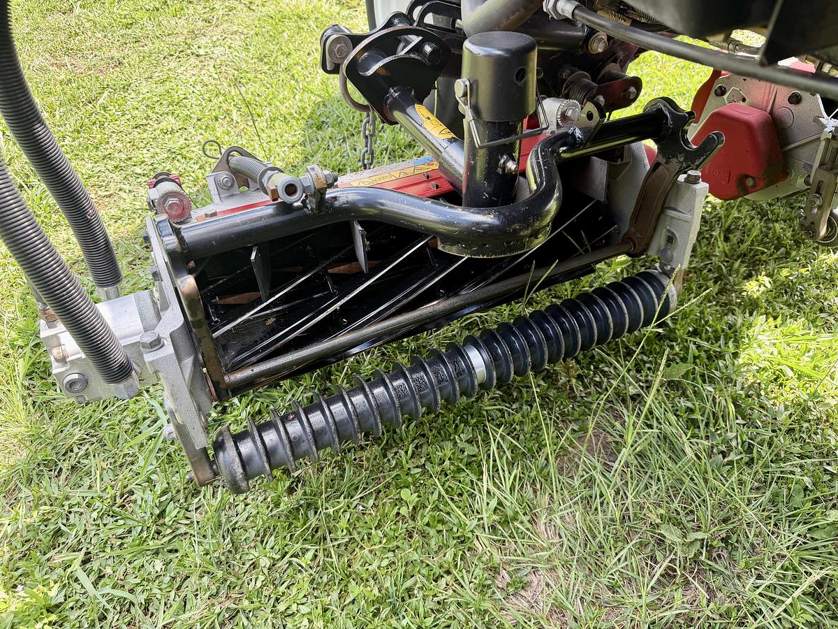 Used 2019 Toro Reelmaster 3575-D Fairway Mower