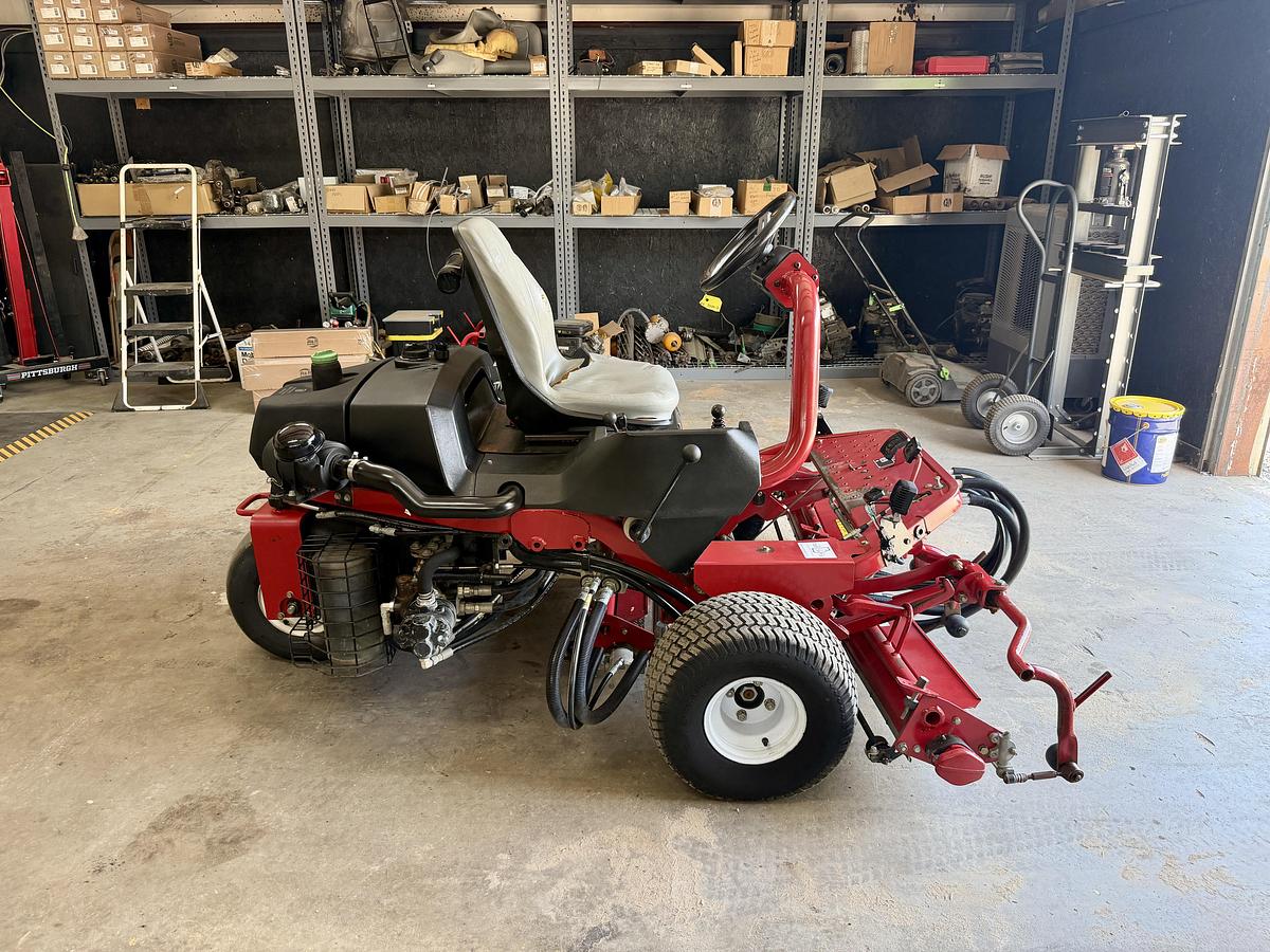 Used 2008 Toro Greensmaster 3250-D