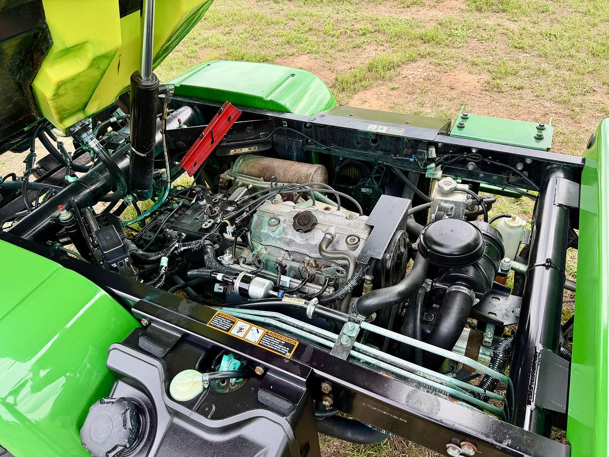 Used 2021 John Deere Progator 2020A Sprayer
