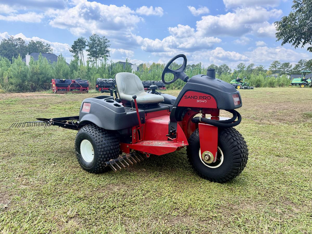 Used 2009 Toro Sandpro 3040