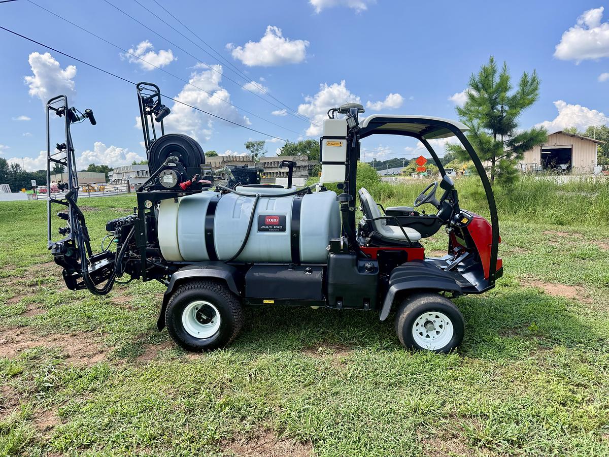 Used 2021 Toro Multipro 5800-G Sprayer with Geolink