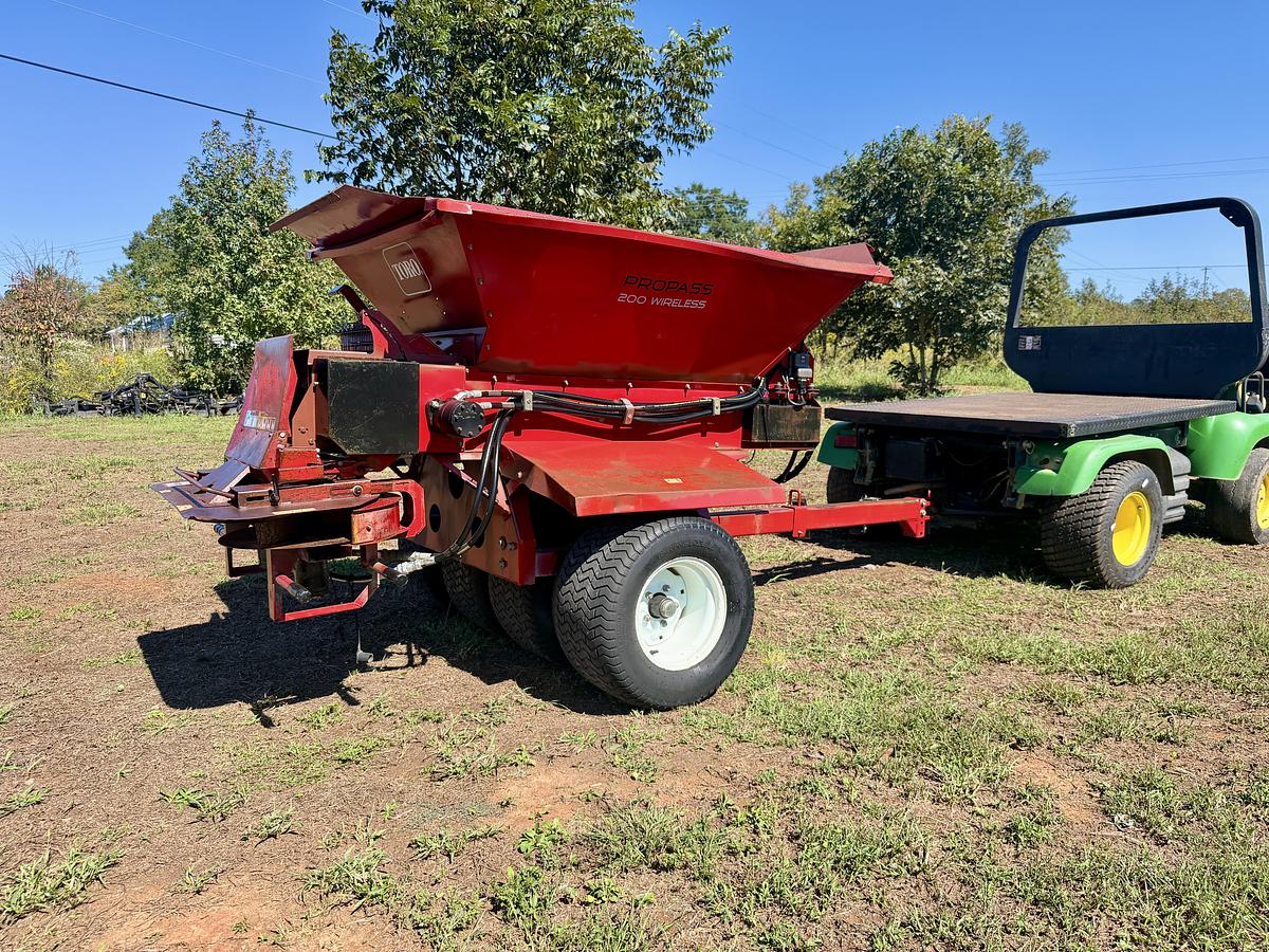 Used 2016 Toro Propass 200 Top Dresser