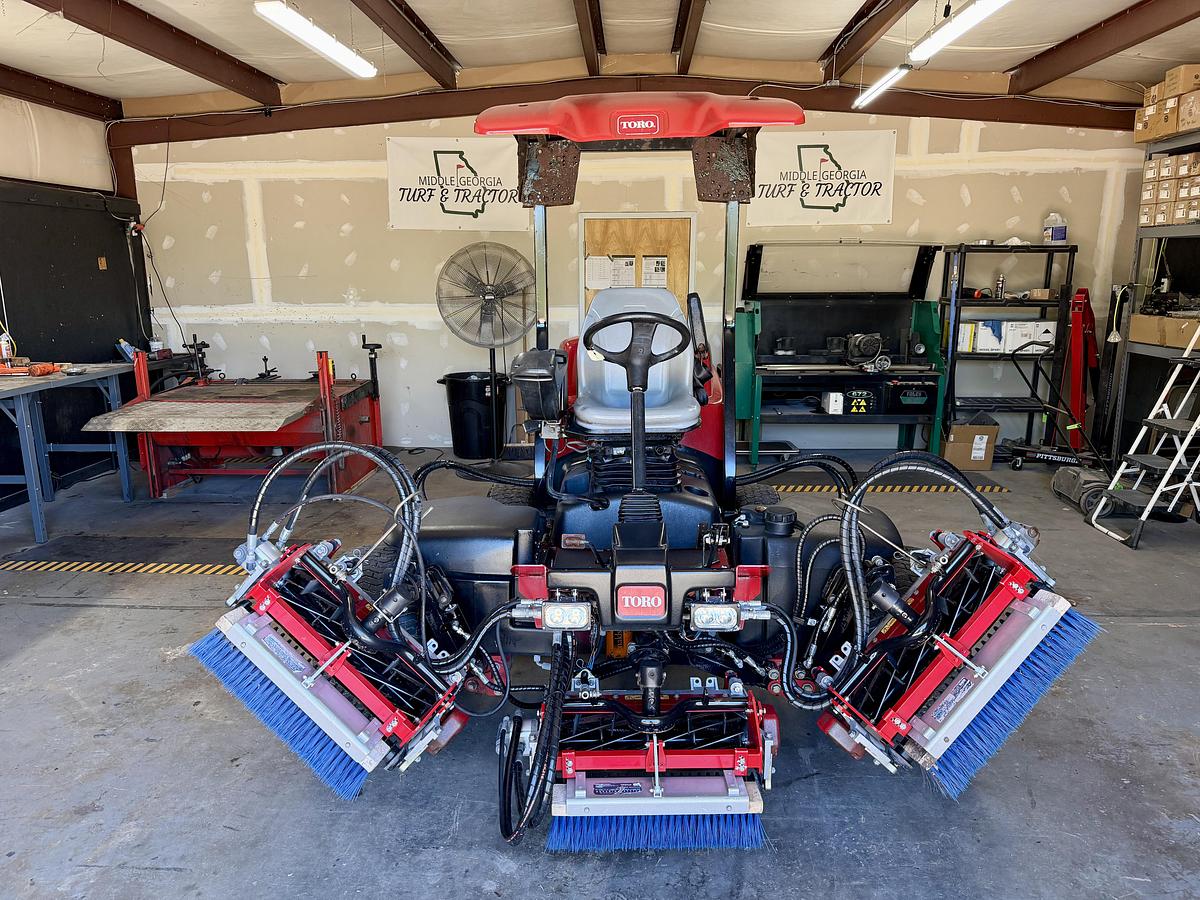 Used 2013 Toro Reelmaster 5610-D CrossTrax