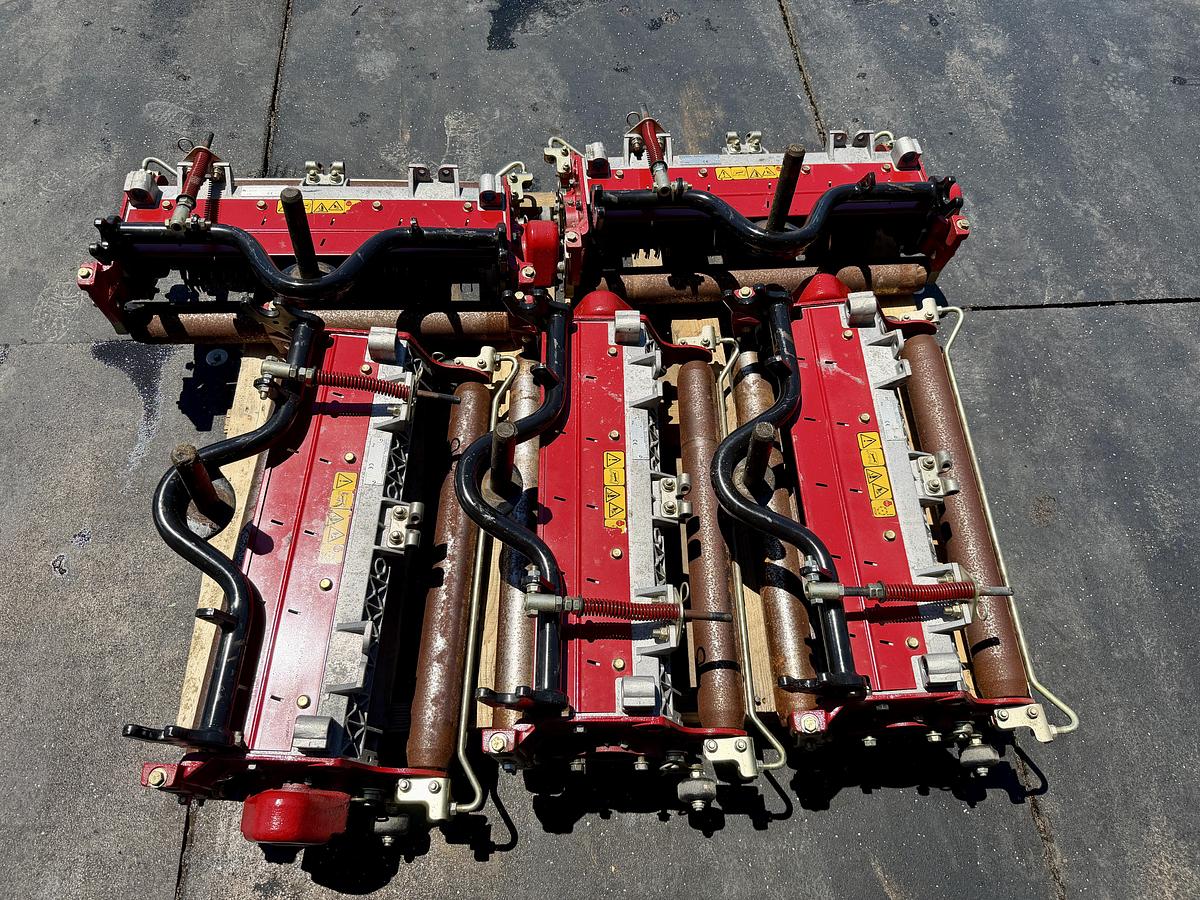 Used 2010 Toro 03664 Verticut Reels