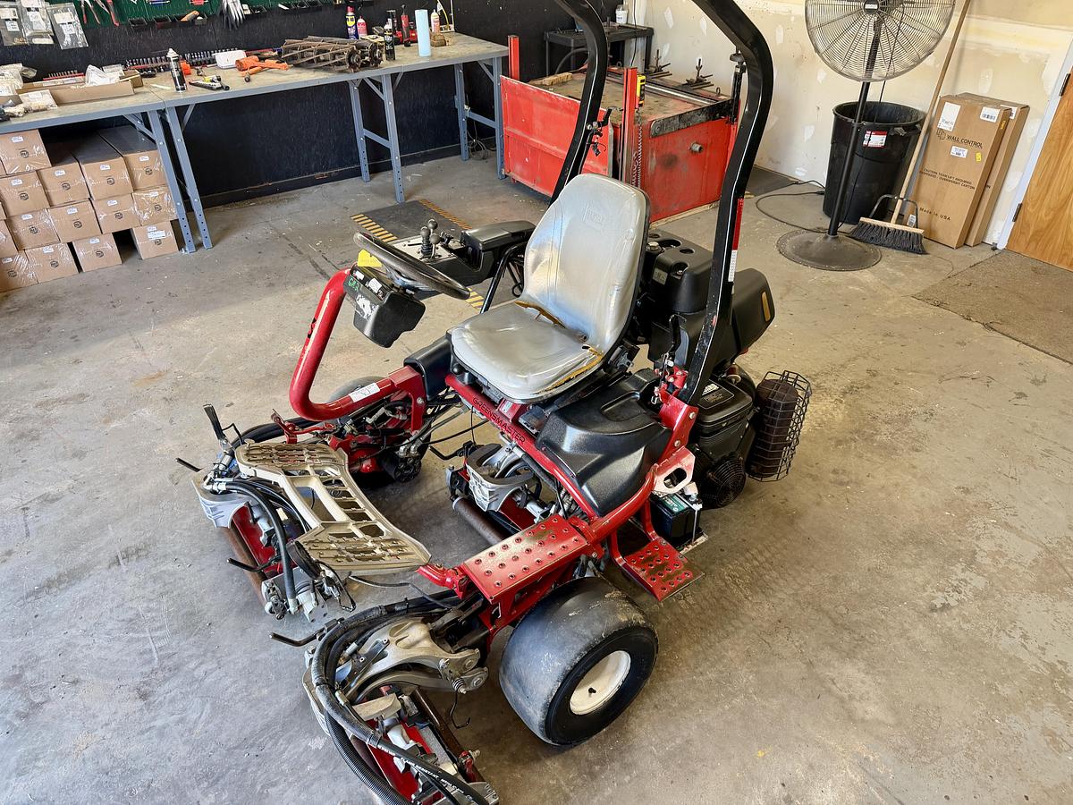 Used 2012 Toro Greensmaster Triflex 3300