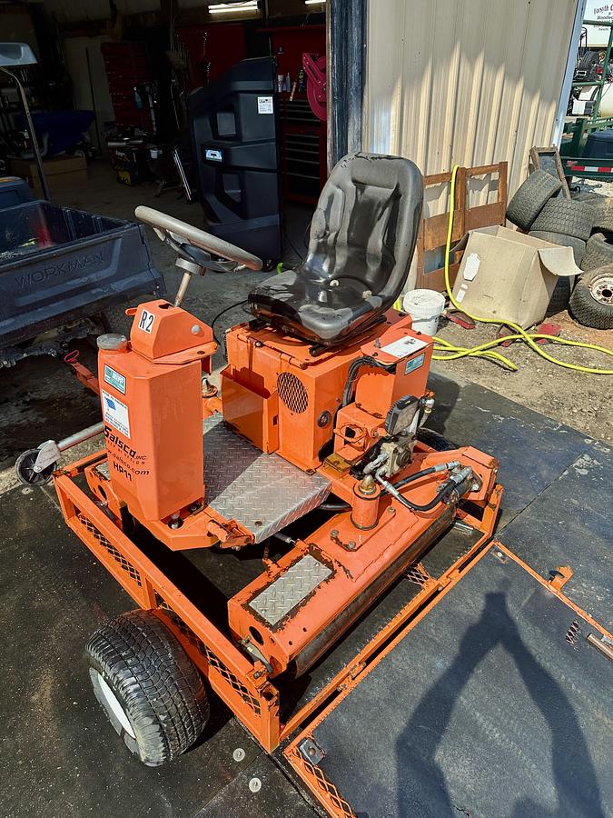 Used 2019 Salsco HP11 Greens Roller