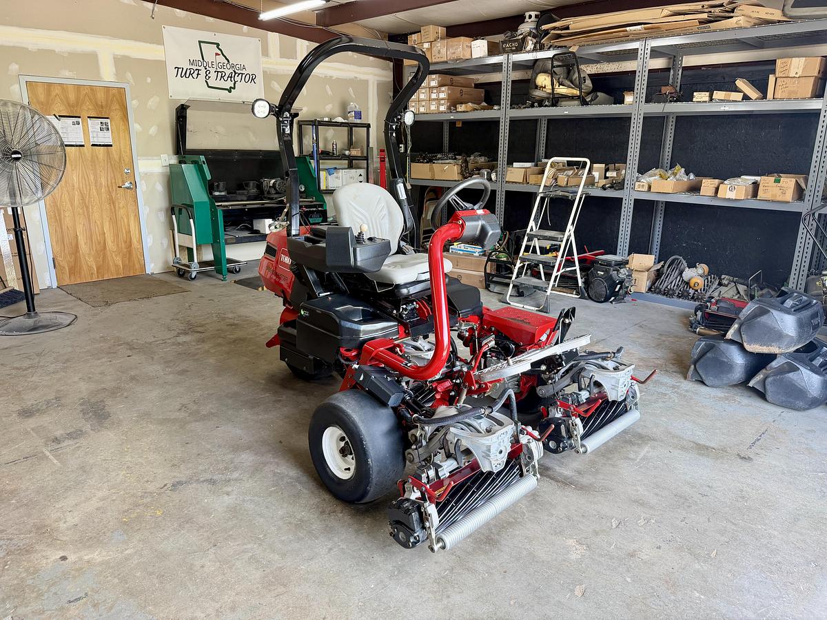 Used 2021 Toro Greensmaster eTriflex 3360