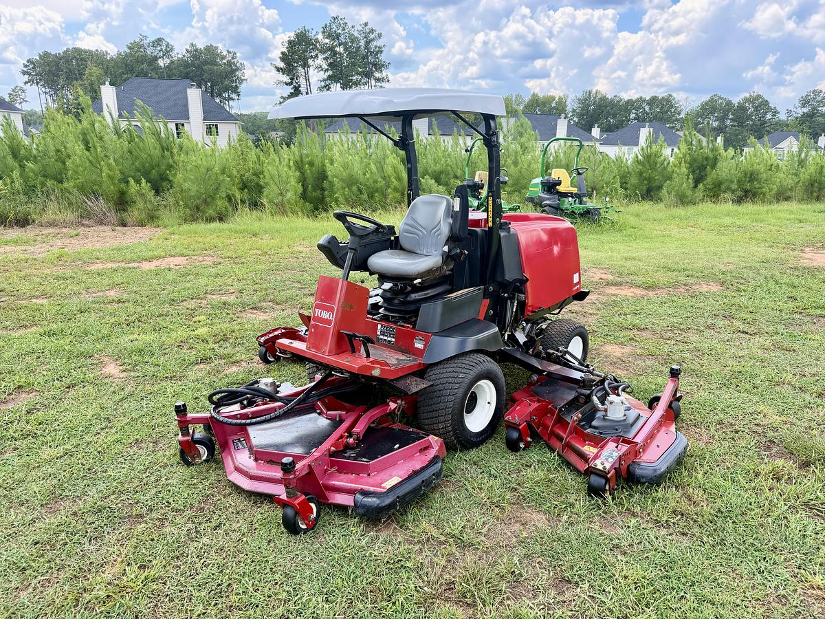 Used 2016 Toro Groundsmaster 4000-D