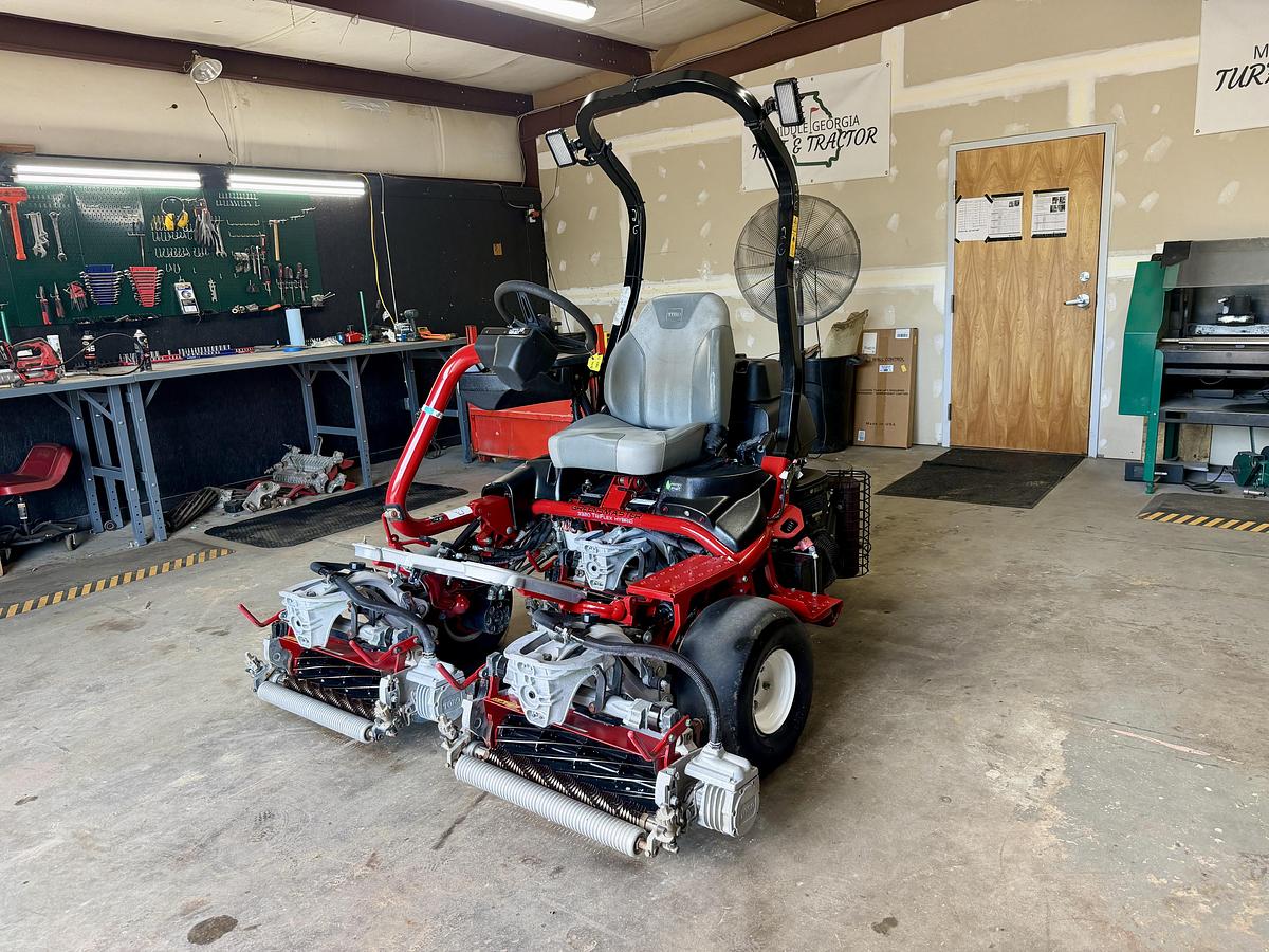 Used 2021 Toro Greensmaster 3320 Triflex