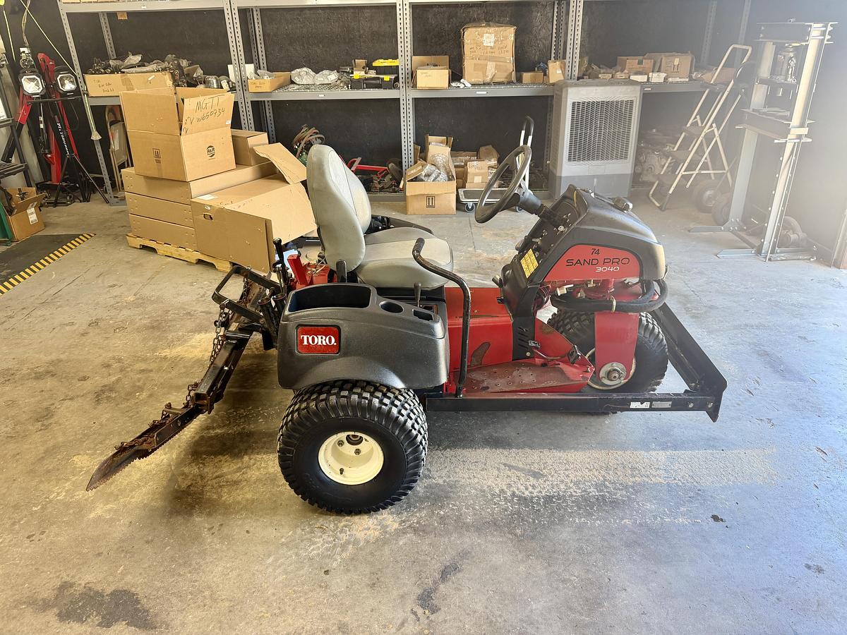 Used 2011 Toro Sandpro 3040
