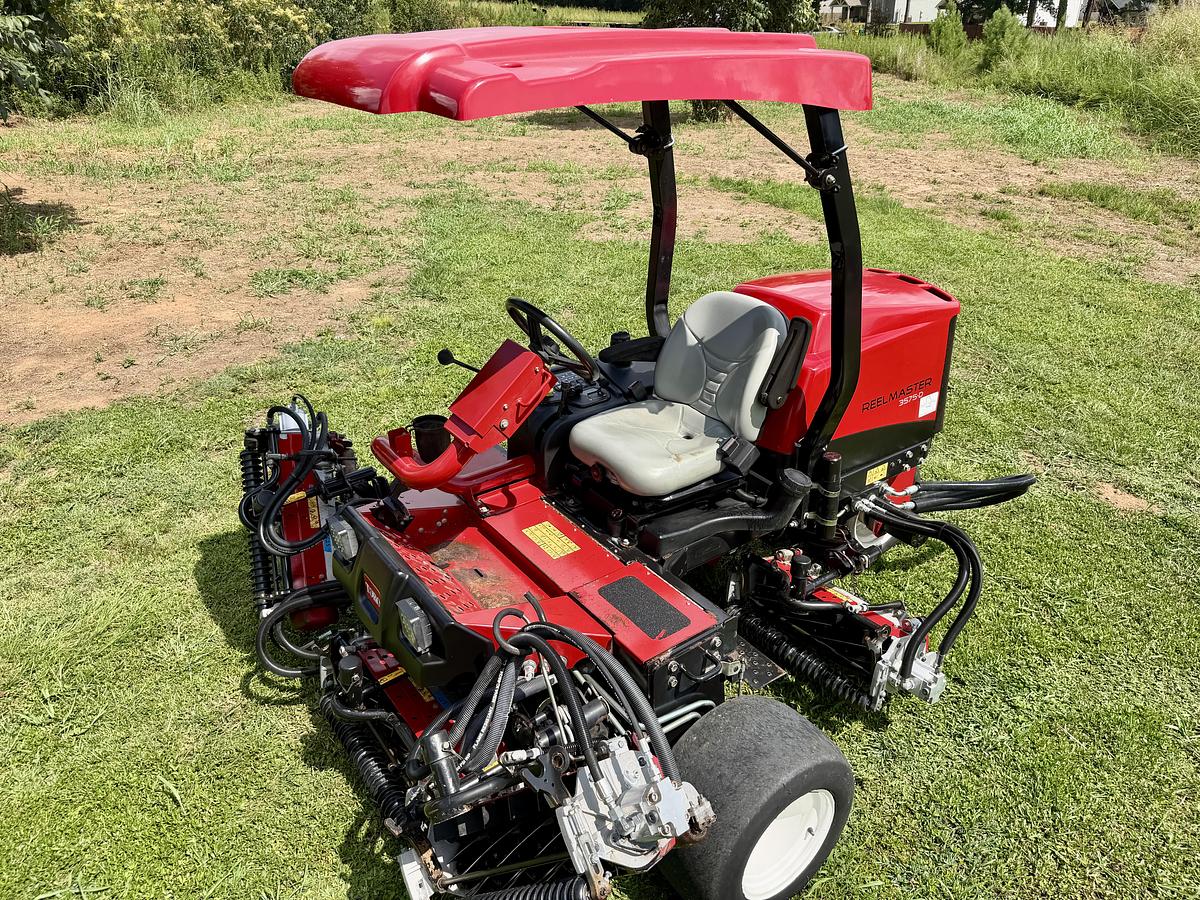 Used 2019 Toro Reelmaster 3575-D Fairway Mower