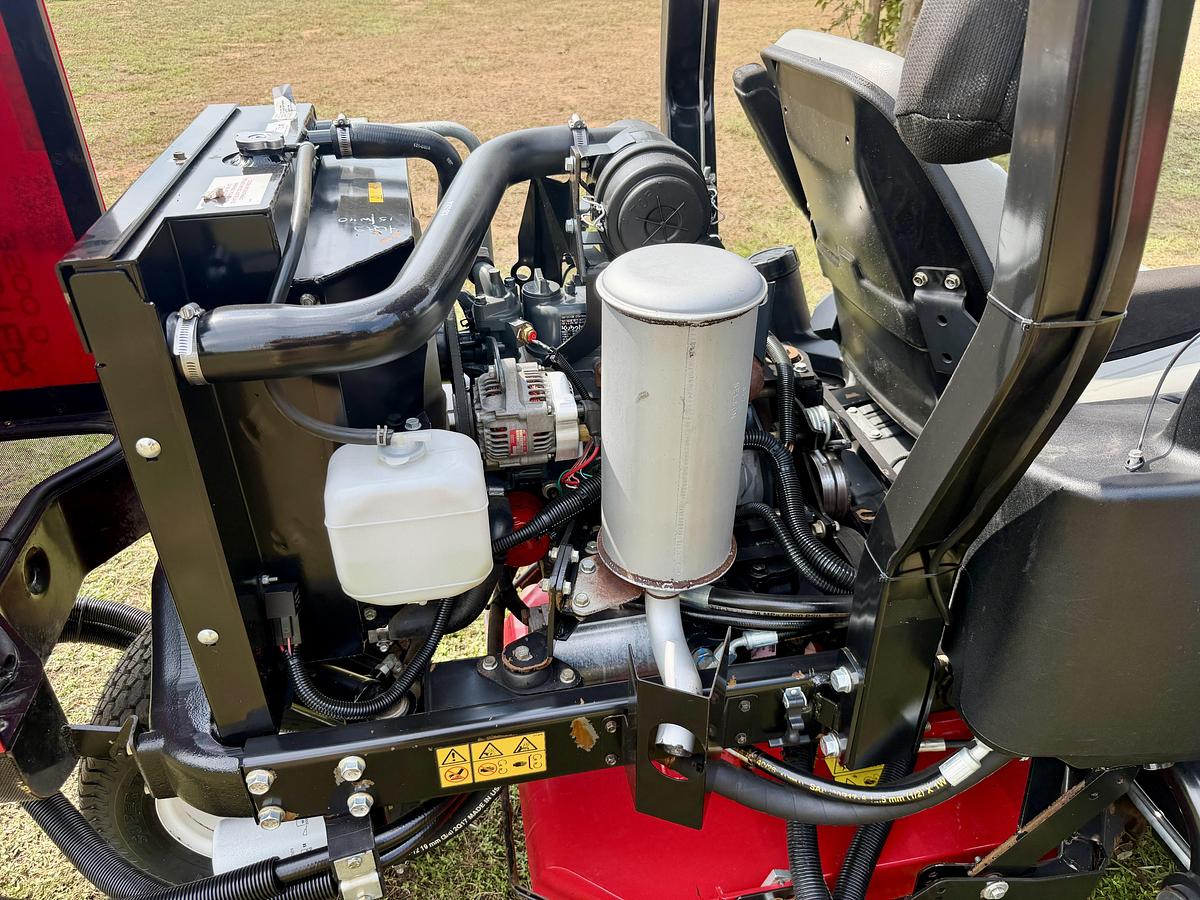 Used 2018 Toro Groundsmaster 3500-D Sidewinder