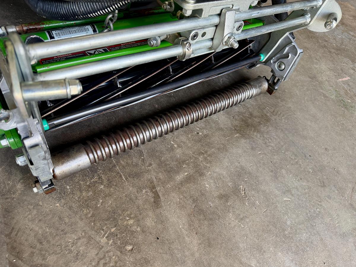 Used 2020 John Deere 2750 Greens Mower