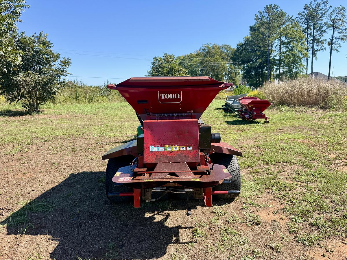 Used 2016 Toro Propass 200 Top Dresser