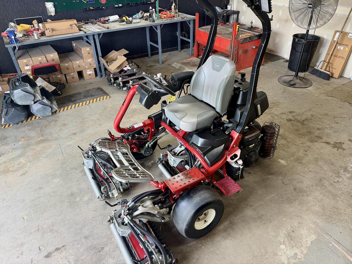 Used 2016 Toro Greensmaster 3300 Triflex
