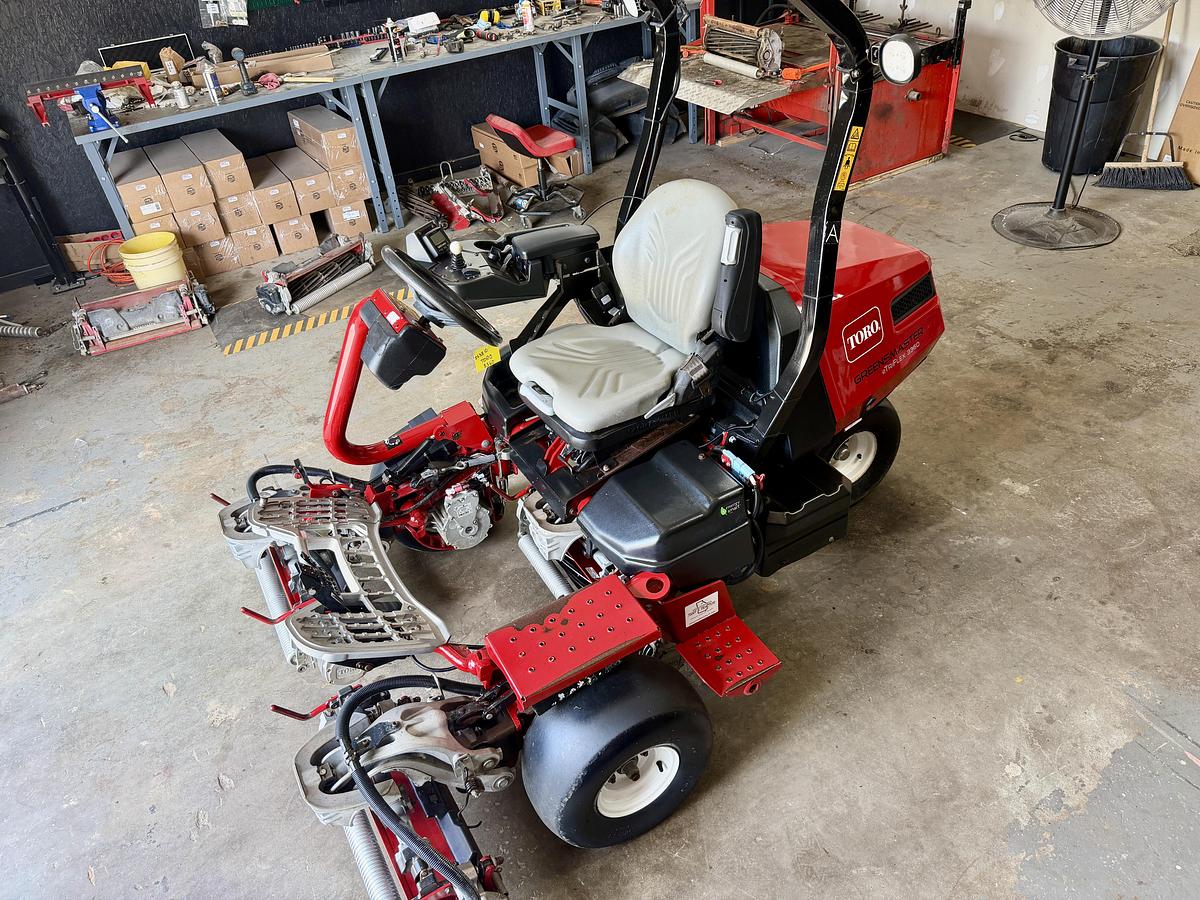 Used 2021 Toro Greensmaster eTriflex 3360