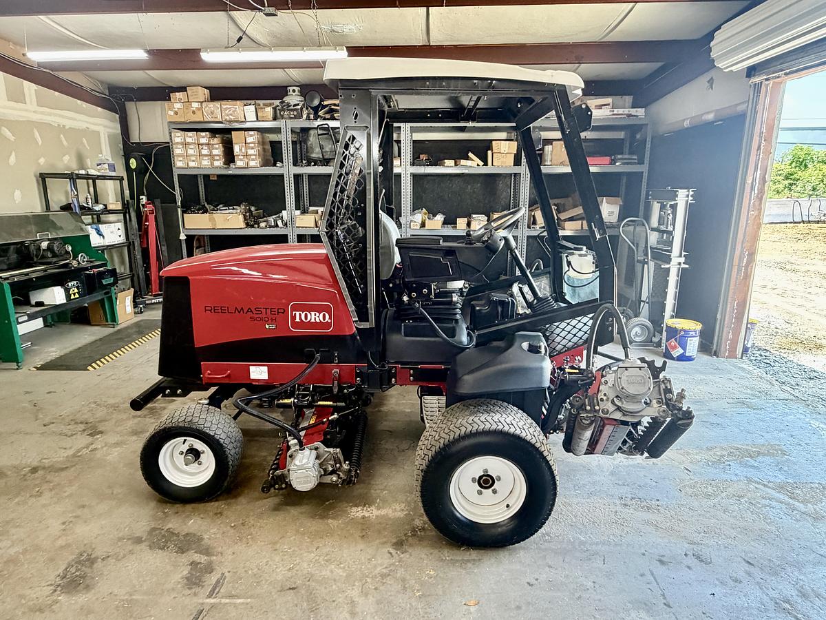 Used 2020 Toro Reelmaster 5010-H Fairway Mower