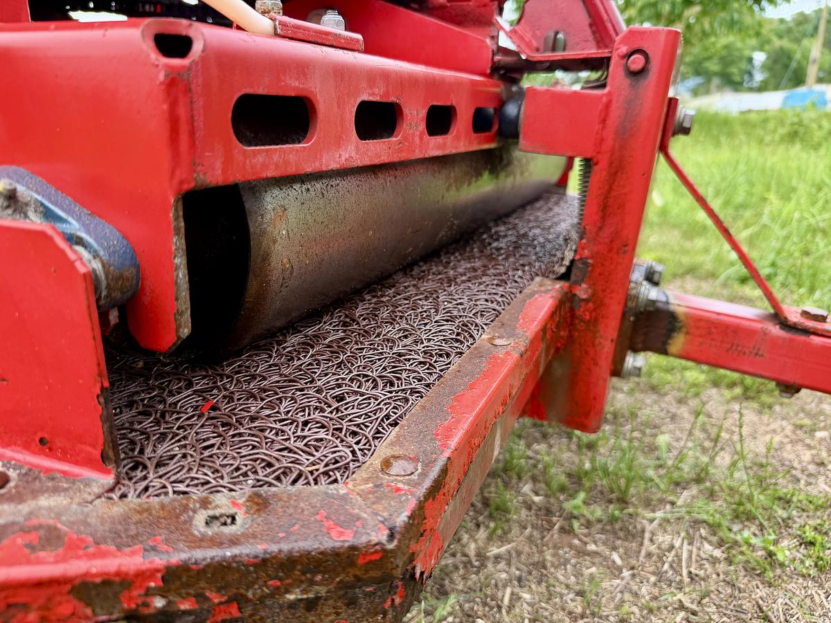 Used Agrimetal 660 Greens Roller