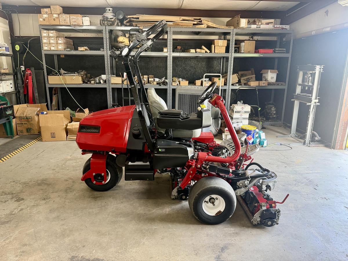 Used 2021 Toro Greensmaster eTriflex 3360