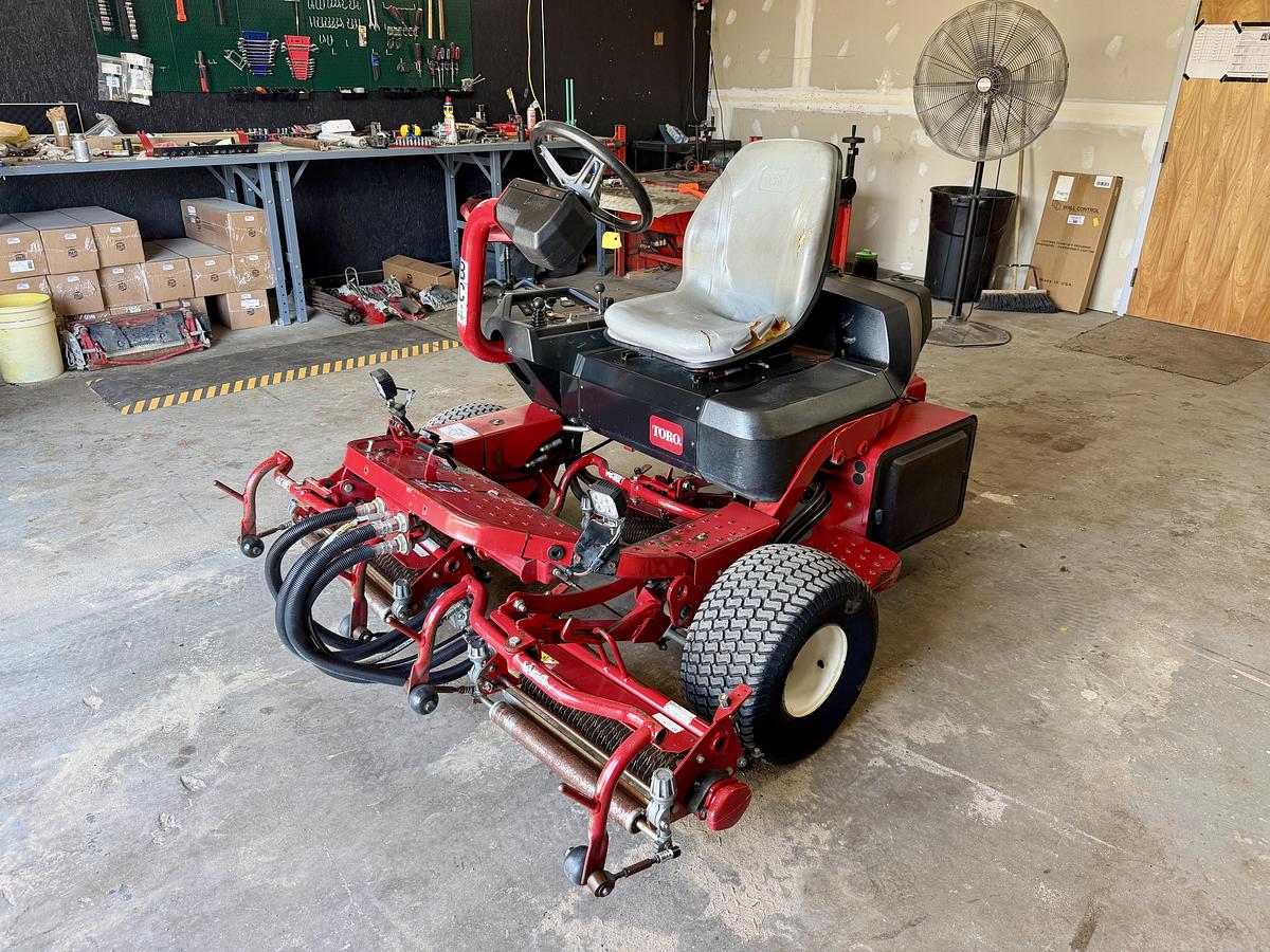 Used 2008 Toro Greensmaster 3250-D