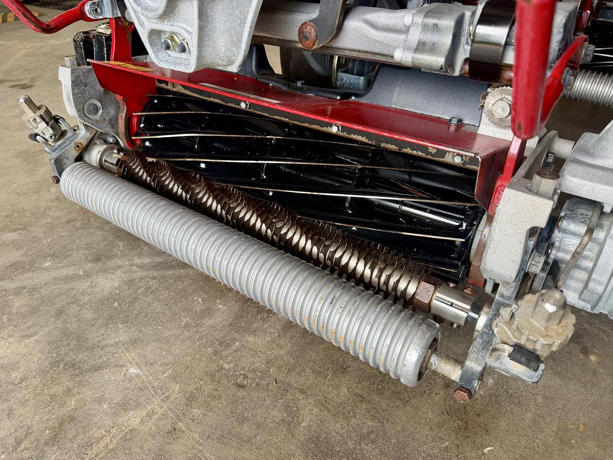 Used 2021 Toro Greensmaster 3320 Triflex