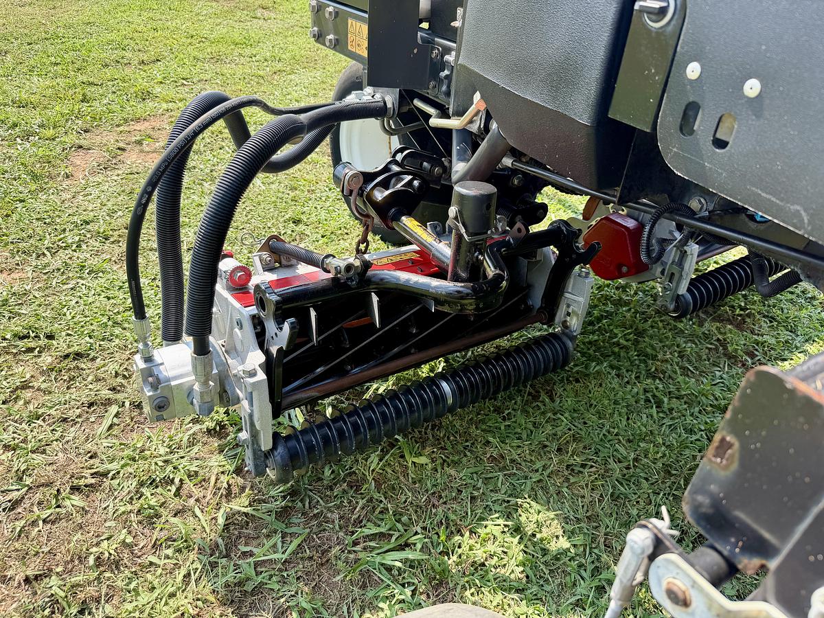 Used 2019 Toro Reelmaster 3575-D Fairway Mower