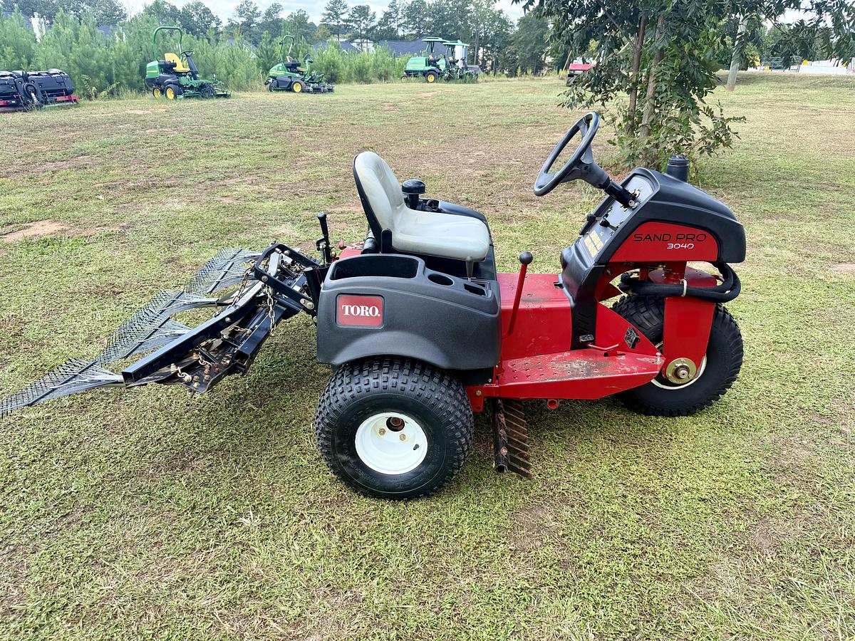 Used 2009 Toro Sandpro 3040