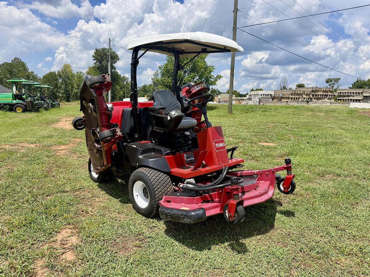 Used 2016 Toro Groundsmaster 4000-D