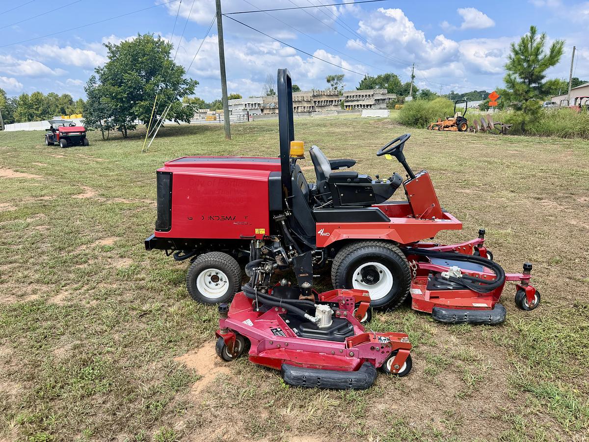 Used 2014 Toro Groundsmaster 4000-D