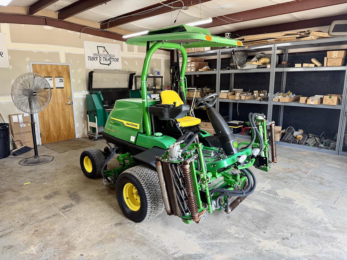 Used 2019 John Deere 7700A Fairway Mower